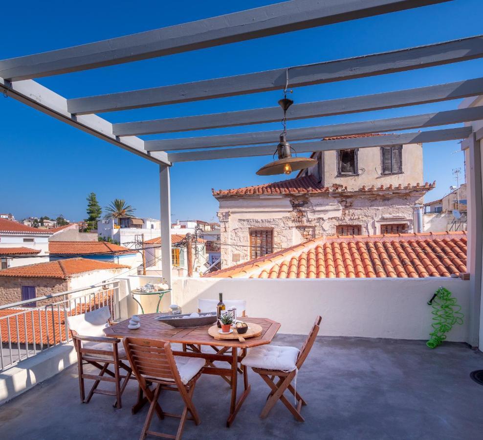 The Roof - Flat Sea View In Aegina Town Apartment Bagian luar foto