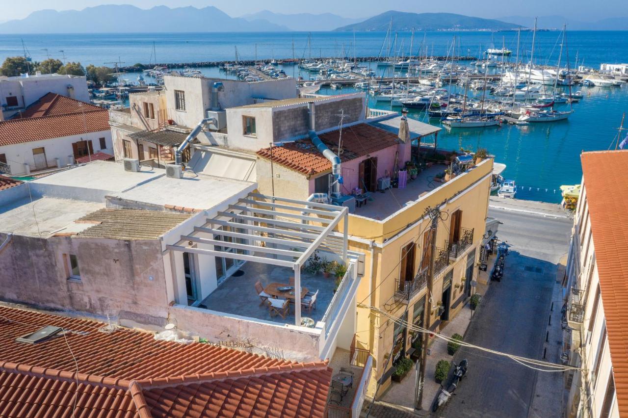 The Roof - Flat Sea View In Aegina Town Apartment Bagian luar foto